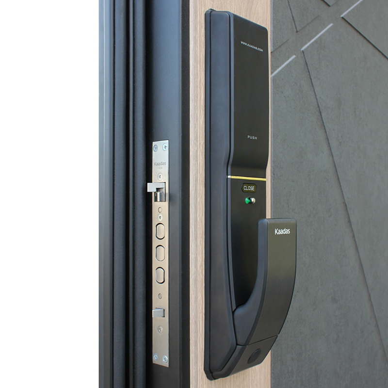 Стальная дверь «Слэб» с умным замком