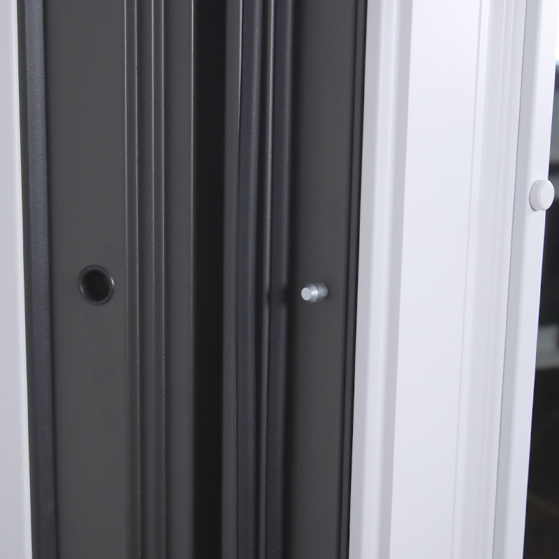 Стальная дверь Терморазрыв 3К «Таганай» с окном и английской решеткой