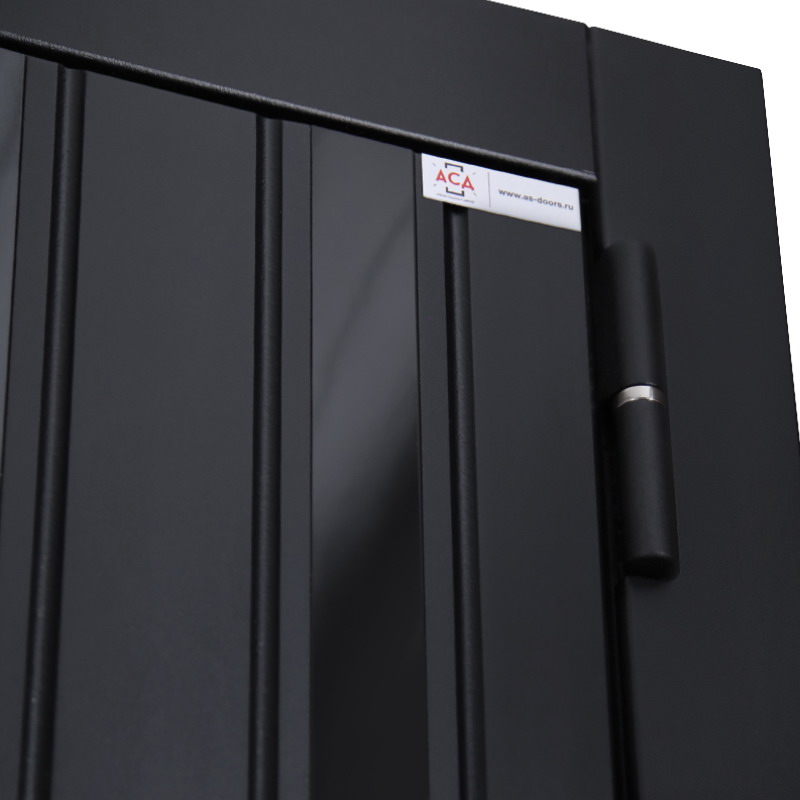 Стальная дверь «Solana» с зеркалом