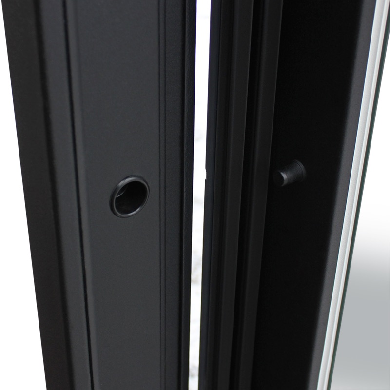 Стальная дверь «Бриг» с зеркалом