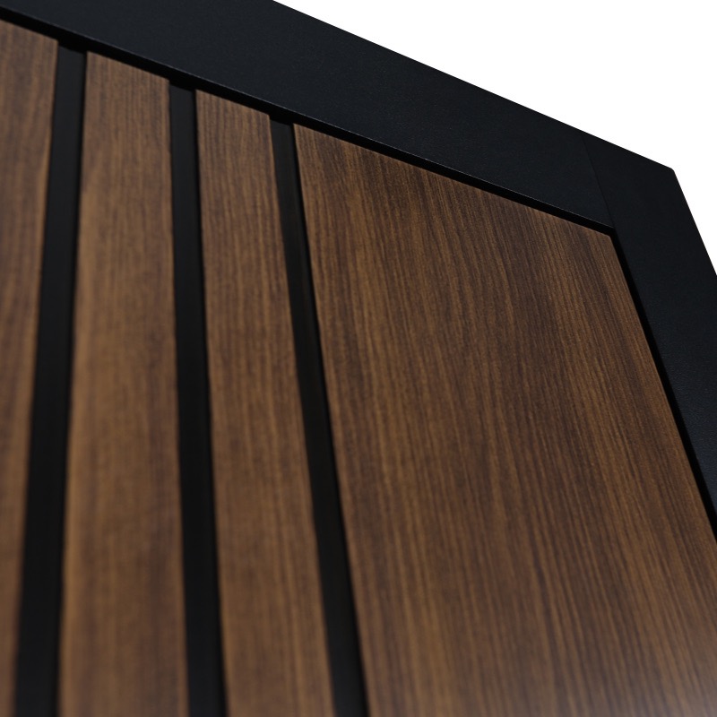 Стальная дверь «Сенатор» с зеркалом