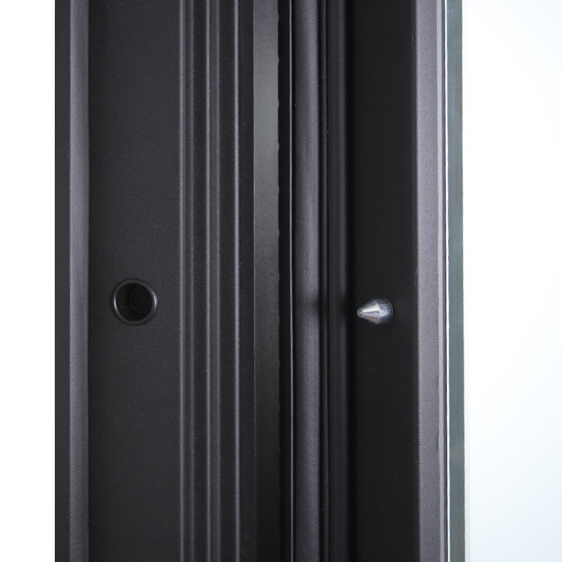 Стальная дверь «Ego»