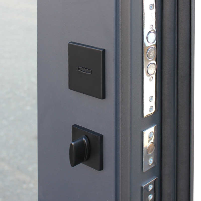 Стальная дверь «Ювентус» с зеркалом