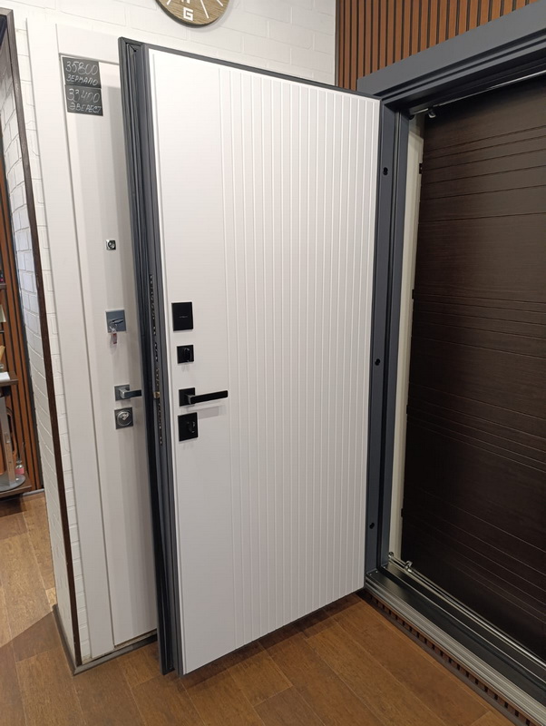 Стальная дверь Терморазрыв 3К «Winter»