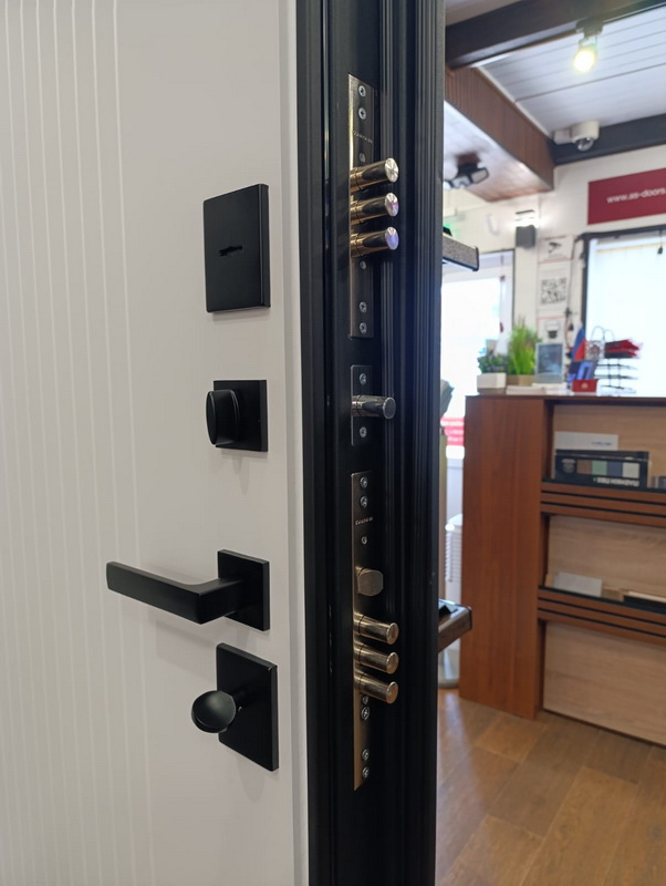 Стальная дверь Терморазрыв 3К «Nord»