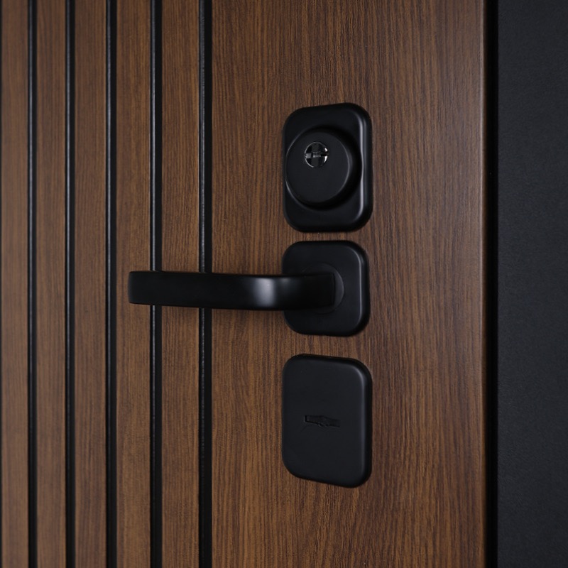 Стальная дверь «Сенатор» с зеркалом