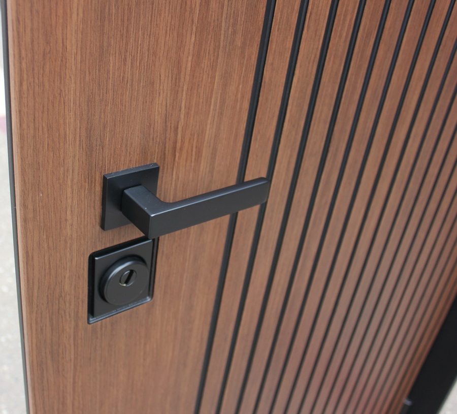 Стальная дверь «Velvet»