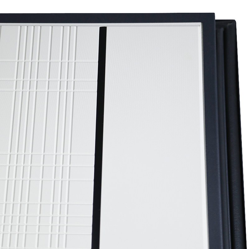 Стальная дверь «Traust» с умным замком