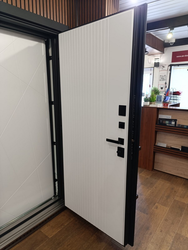 Стальная дверь Терморазрыв 3К «Nord»