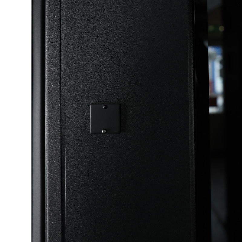 Стальная дверь «Сенатор» с зеркалом