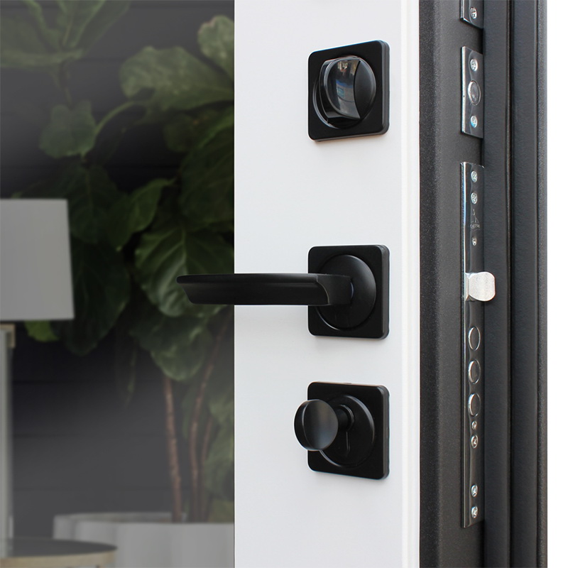 Стальная дверь «Дельта» с зеркалом