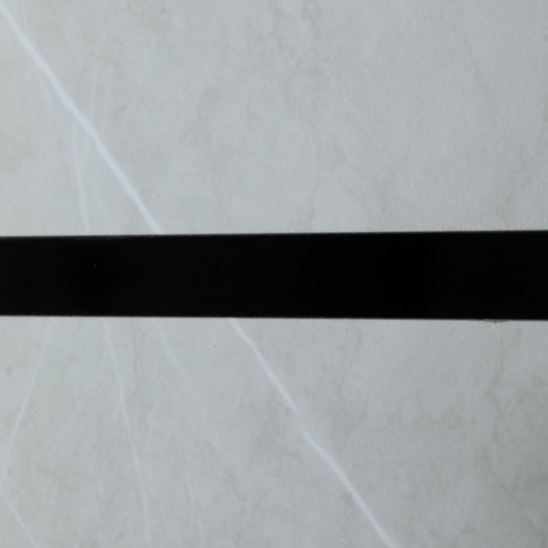 Стальная дверь «Енисей» с зеркалом