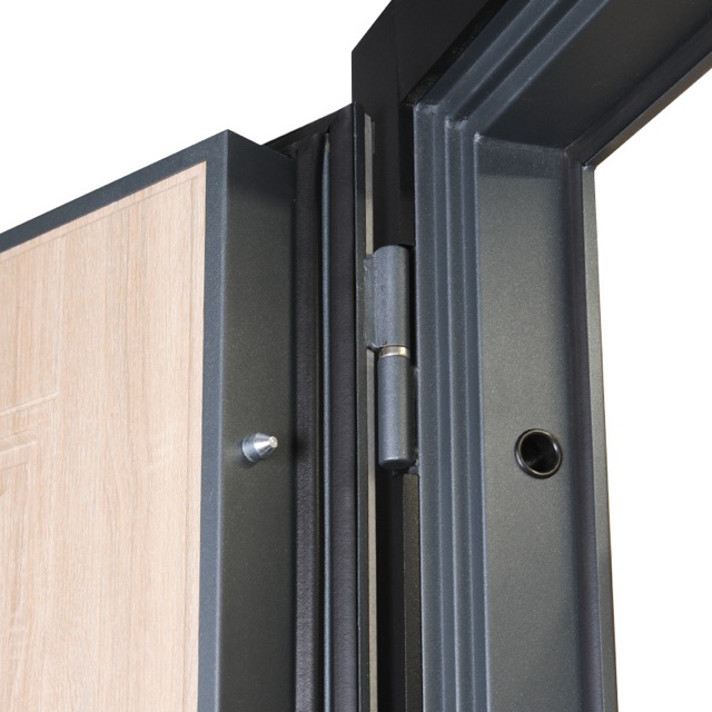 Стальная дверь «Royal» с умным замком