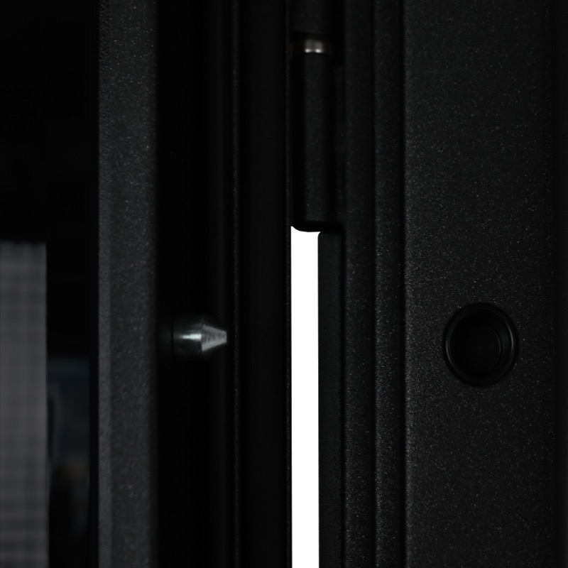 Стальная дверь «Сенатор» с зеркалом